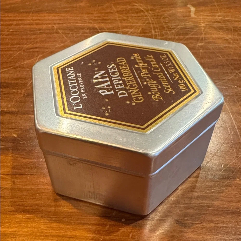 NEW L’occitane Gingerbread Lidded Tin Bougie Scented Candle 3.5 oz 20 hrs